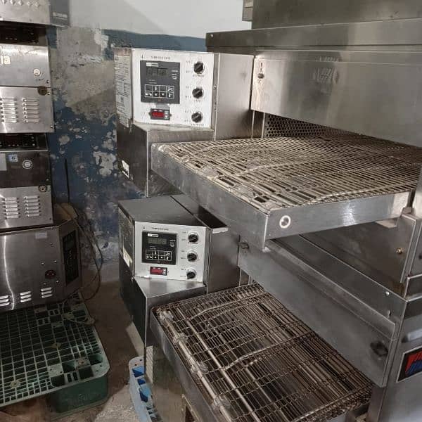 Middle by marshall conveyor belt pizza oven commercial SB Kitchen Eng 2