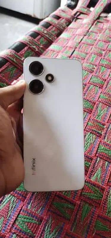 Infinix hot 30 play 4 64 ma full box 10 by 10 condition 0