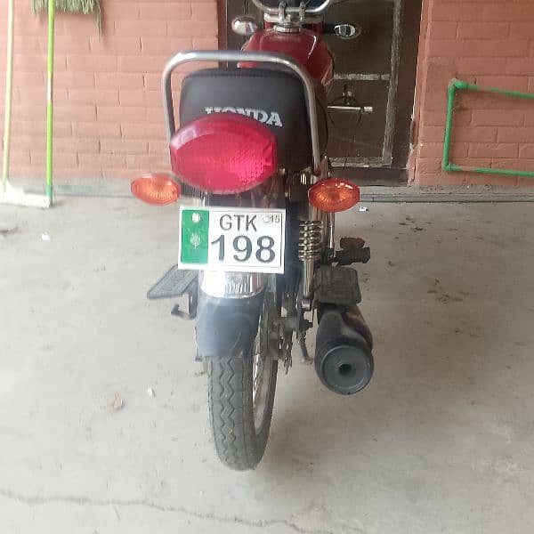 Honda 125 urgent sale exchange possible 03/32/33/78/125 4