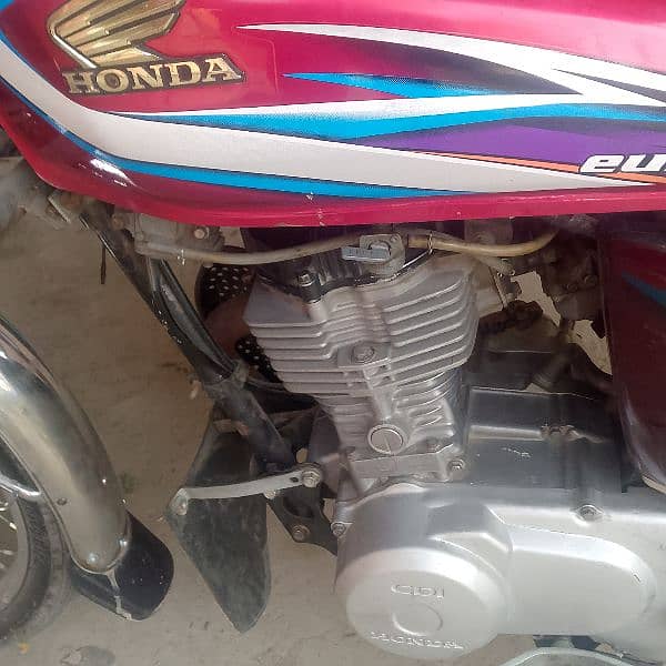 Honda 125 urgent sale exchange possible 03/32/33/78/125 8