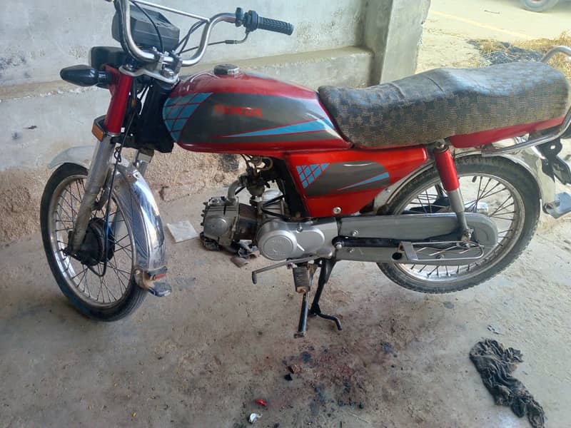 Honda Cd DaDU NUM 3