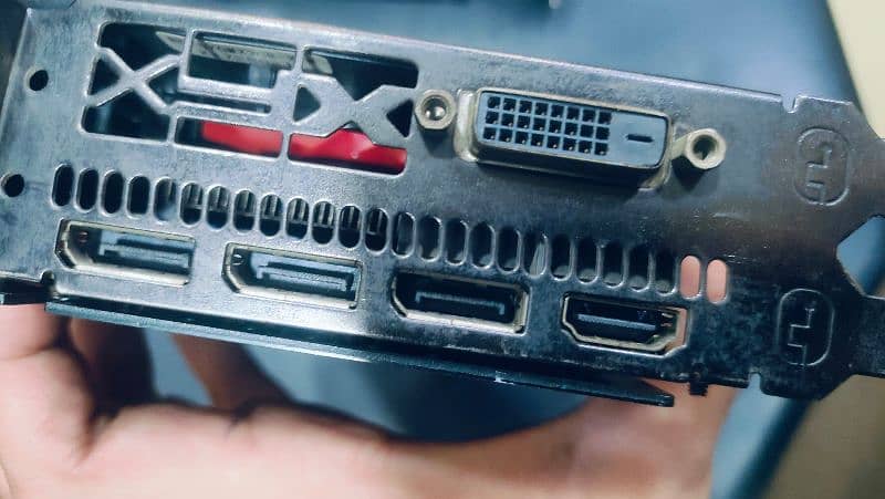 Xfx Rx 570 4GB Graphics Card better than rx560 470 480 Gtx 1050 2