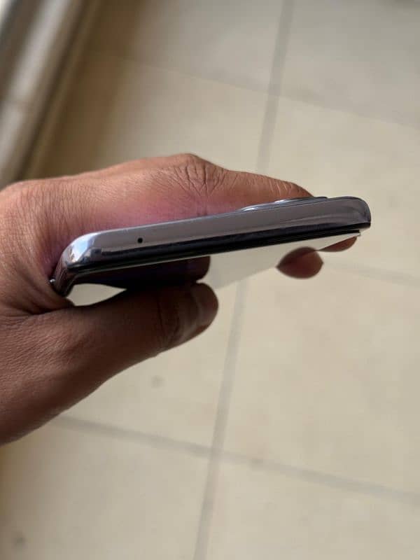 OnePlus 9, 12gb ram 256gb storage Global model 7