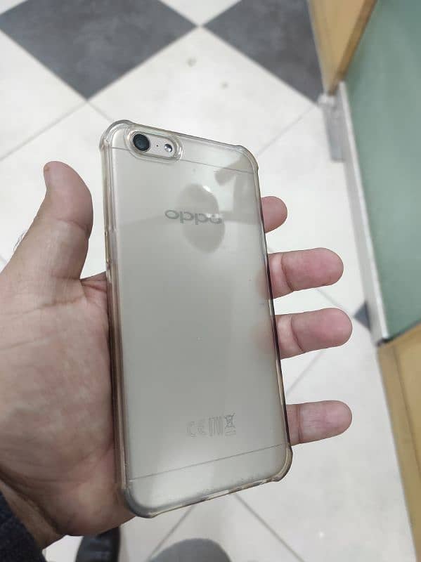 Oppo A57 with 6 GB RAM 1