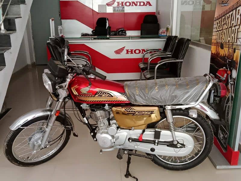 Zero Meter Honda CG-125 and CG 125 Special Edition GOLD Available 8