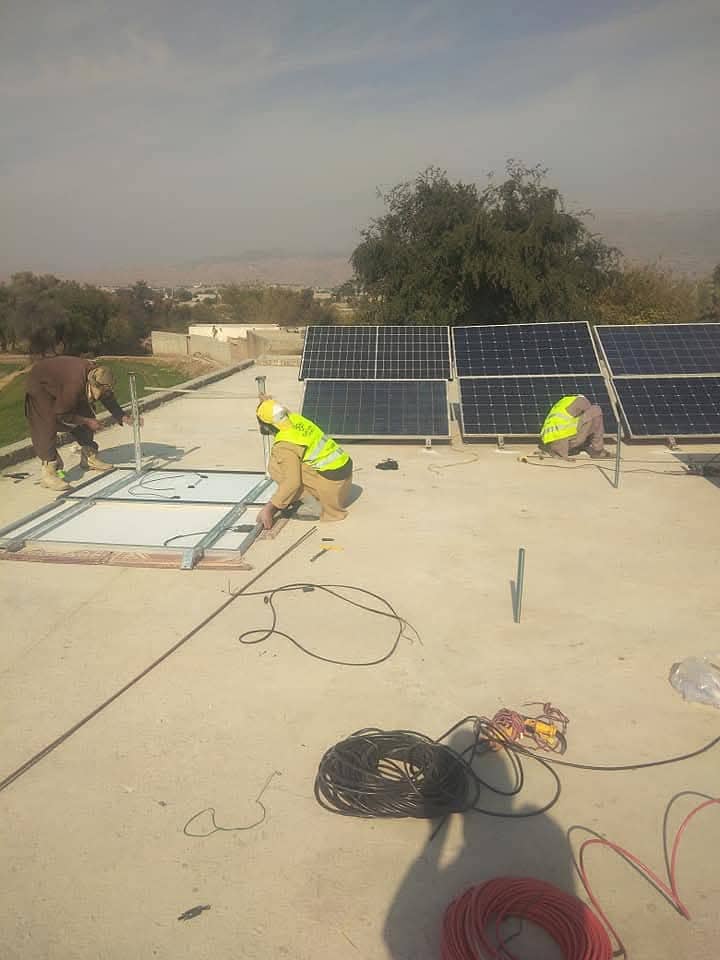 Solar Panel /Solar Installation Services /Solar System/solar inverter 1