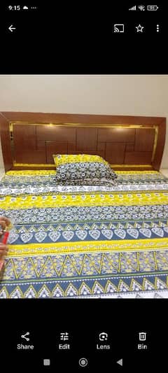 1year used bedroom set in good condition.