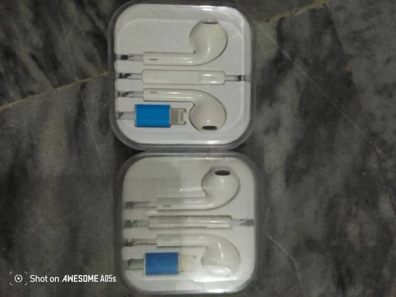 2 pec hand free hendfree I phone New 0