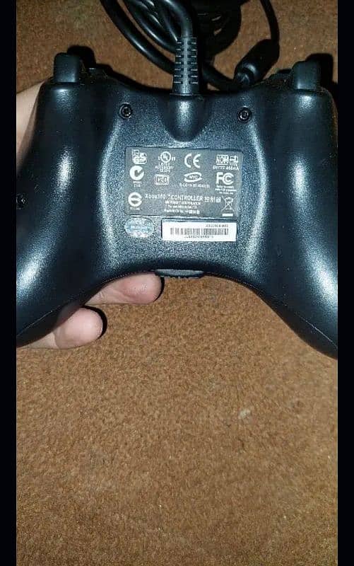 Xbox 360 controller 3