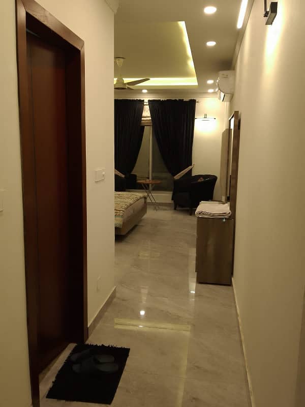 Luxury Furnished 1 Bed Apartment F-10 4