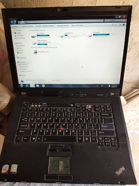 R61 model A+ screen laptop 2