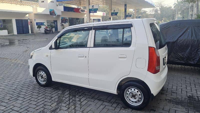 Suzuki Wagon R 2017 4