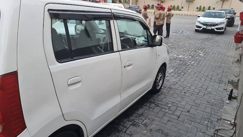 Suzuki Wagon R 2017 7