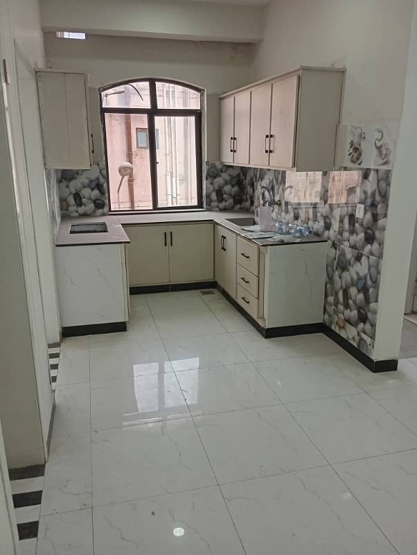 G11/3 New PHA Fully Renovated E type flat For Sale 3rd floor 5