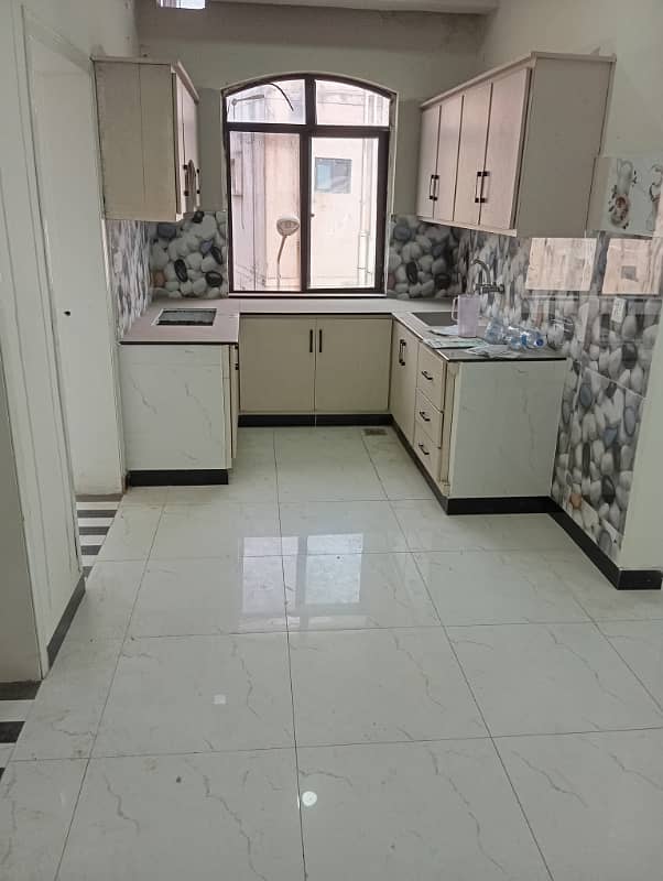 G11/3 New PHA Fully Renovated E type flat For Sale 3rd floor 6