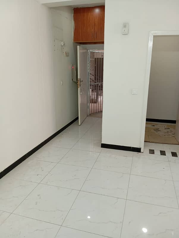 G11/3 New PHA Fully Renovated E type flat For Sale 3rd floor 7