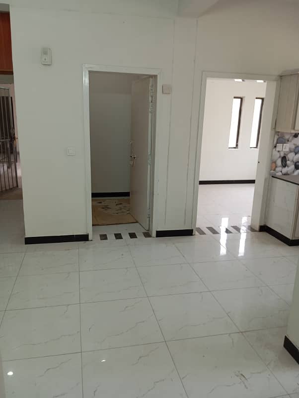 G11/3 New PHA Fully Renovated E type flat For Sale 3rd floor 8