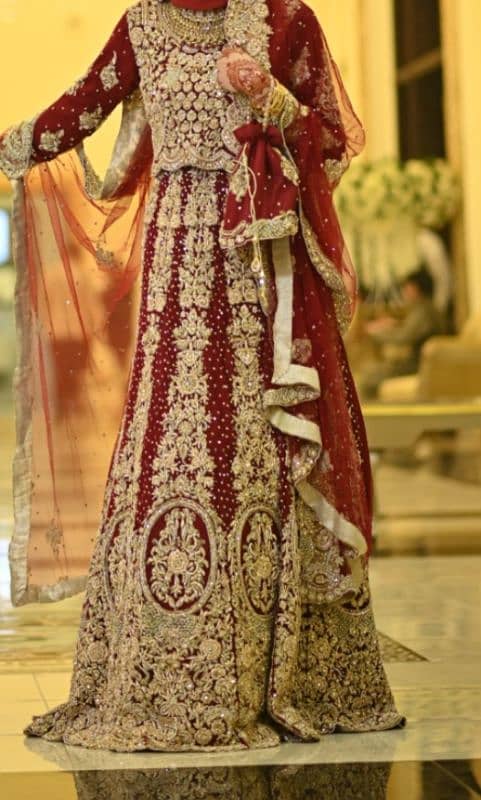 BRIDAL DRESS / BRIDAL LEHNGA / WEDDING DRESS / LEHNGA 3