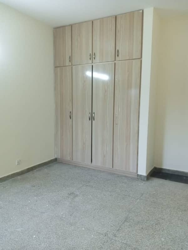 G11/3 ibne sina road C type flat For Rent First floor only family bachelor's Job person 0