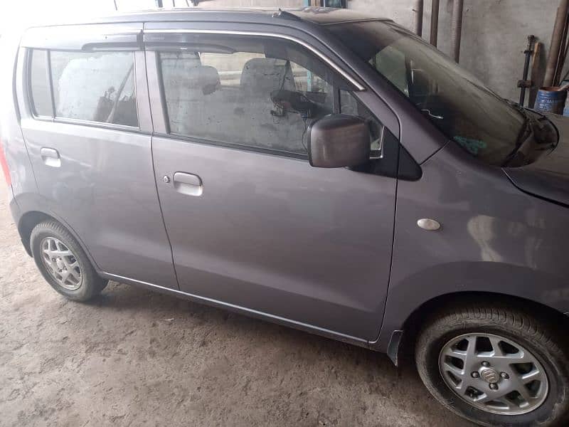 Suzuki Wagon R 2022 4