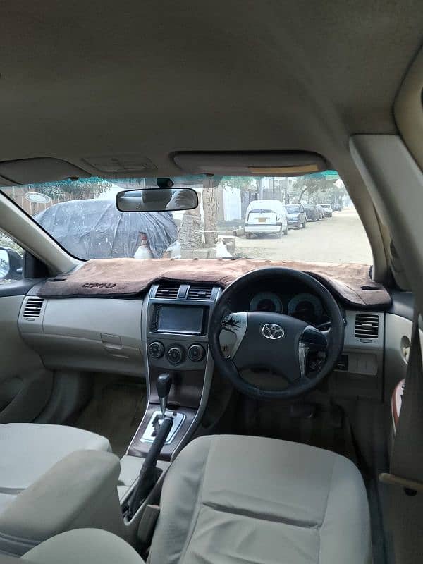 Toyota Corolla Altis 2011 in genuine condition 7