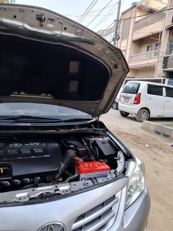 Toyota Corolla Altis 2011 in genuine condition 12