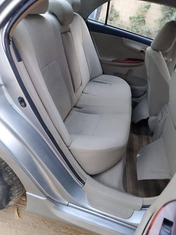 Toyota Corolla Altis 2011 in genuine condition 15