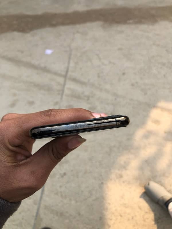 iPhone 11 Pro Max Non PTA (512) Gb 5