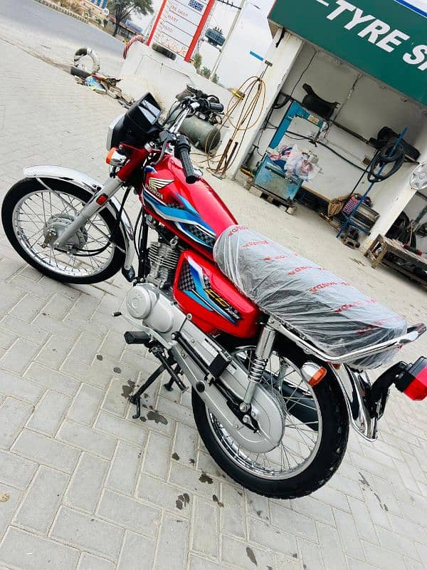 Honda 125 2024 applied for 03170812992 4