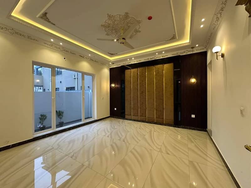 DHA 11 Rahbar House For Rent Brand New 4