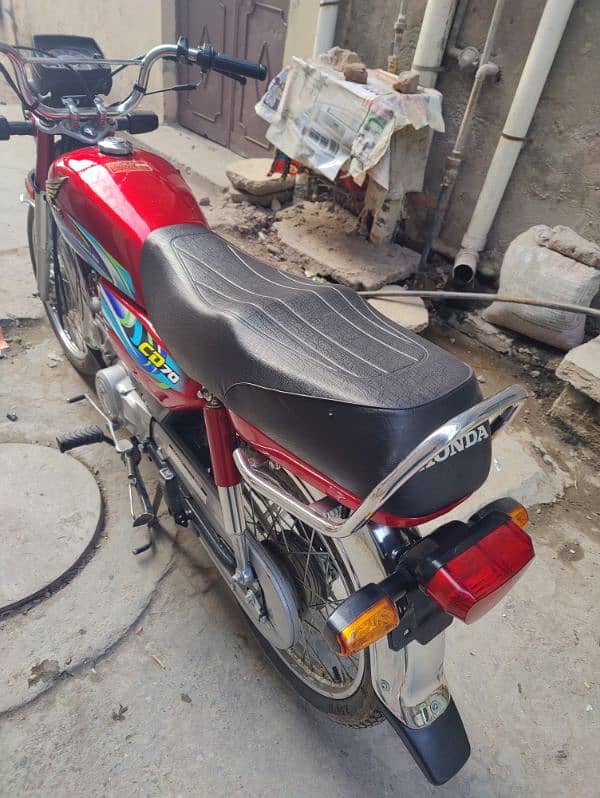 Honda cd70 10