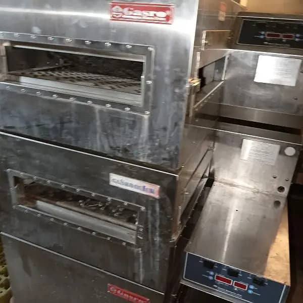 Commercial conveyor belt pizza oven SB Kitchen Engineering 8