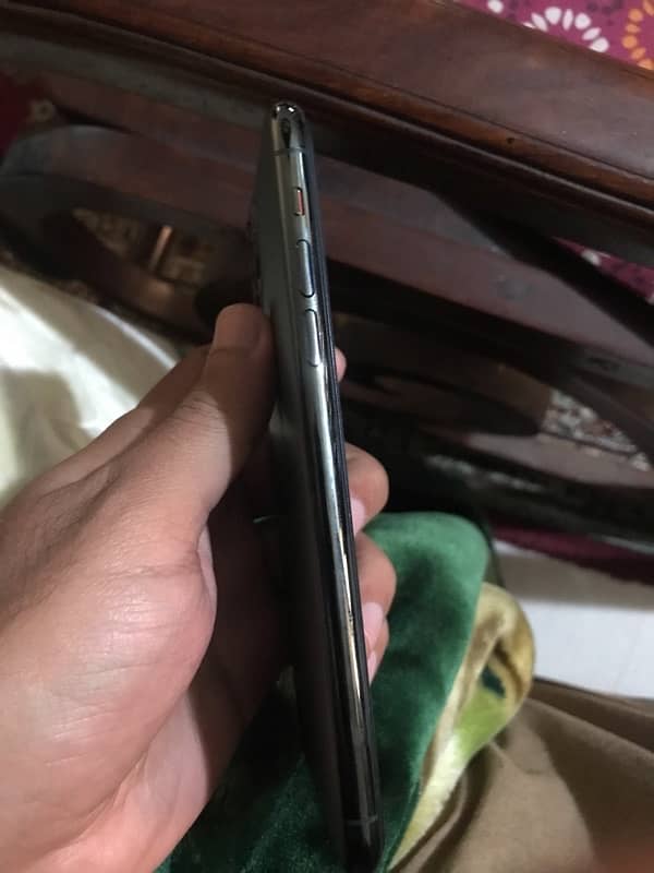 Apple iphone 11 pro max non pta 4