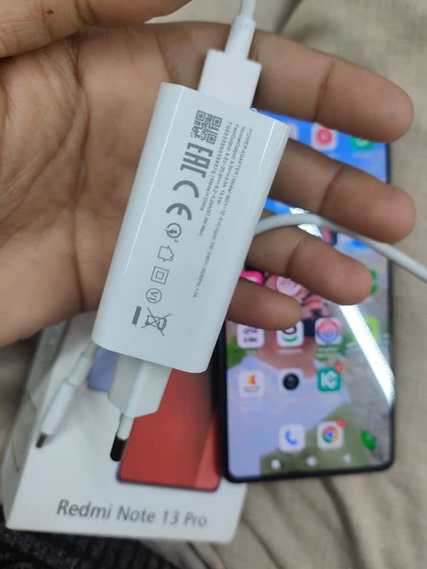 Redmi Note13 pro 8+256Gb 200 m p 4