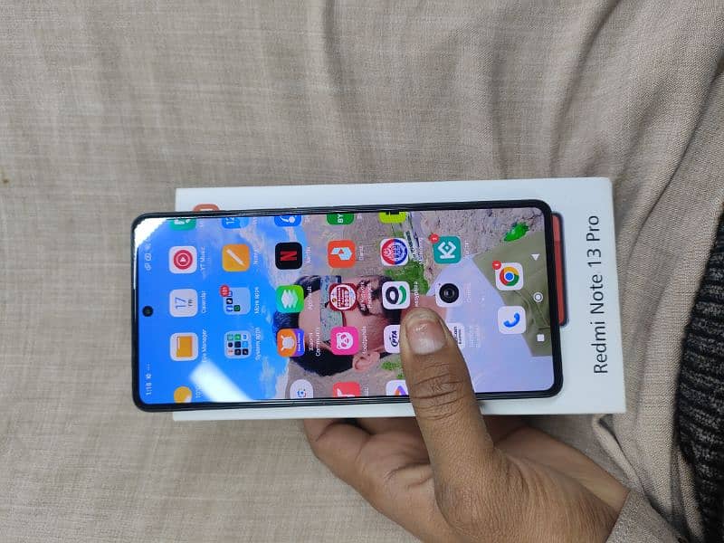 Redmi Note13 pro 8+256Gb 200 m p 8