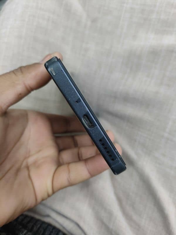 Redmi Note13 pro 8+256Gb 200 m p 16