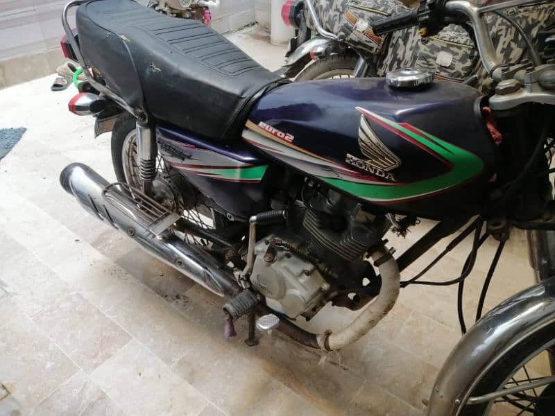 Honda Cg 125 special colour 2014 model exellent engine total original 0