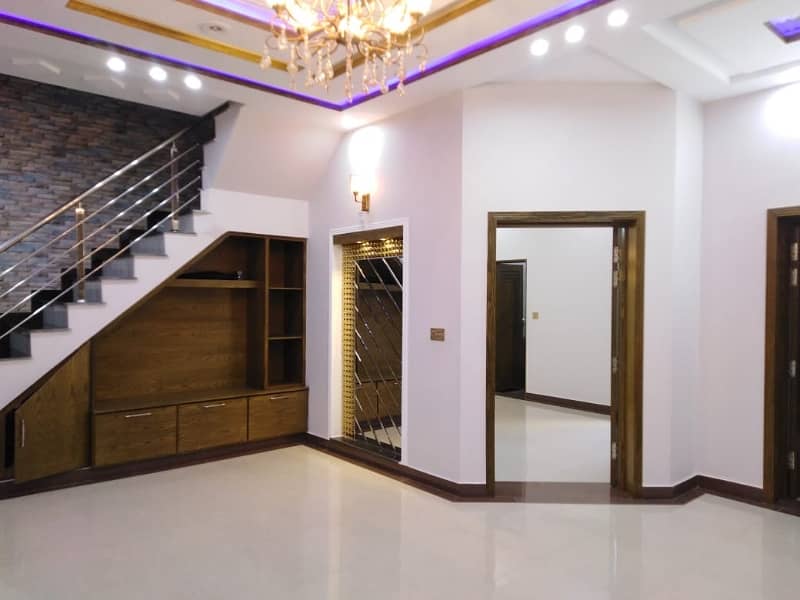 11 Marla House For Sale In Gulshan-E-Ravi - Block A Lahore 2