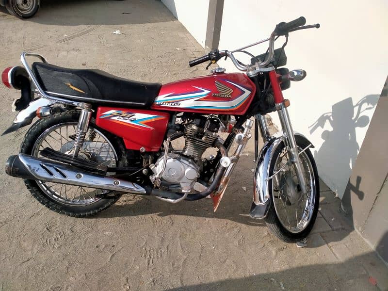 CG 125 16 model 9