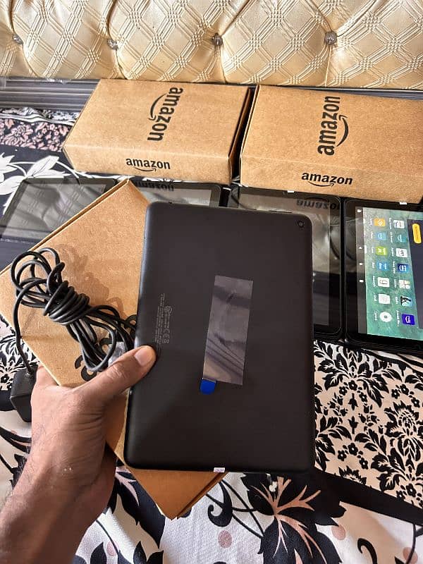 Tablet / TAB / Amazon fire Hd 10th Gen 8