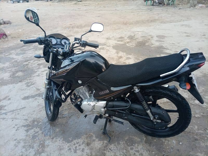 Yamaha YBR Whatsapp 03020543386 6