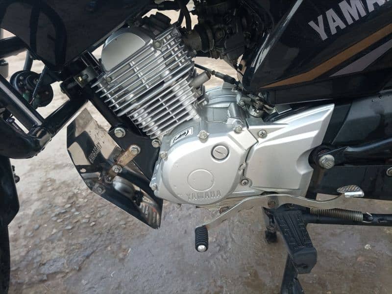 Yamaha YBR Whatsapp 03020543386 8