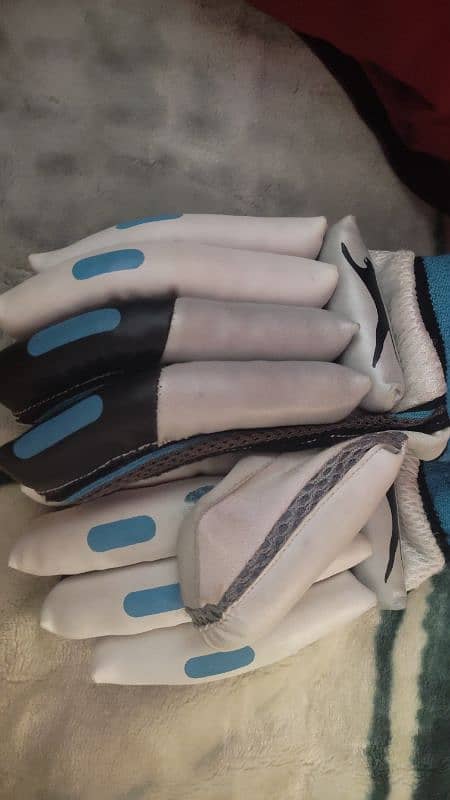 Hard Ball Gloves Original UK free Gurad and Ball Bat 2