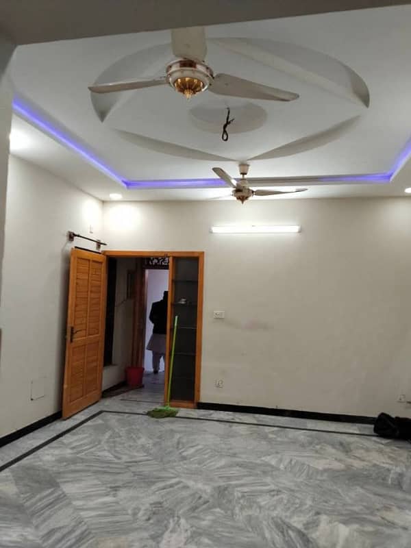 7 Marla Ground Portion Availabe For Rent in G-15 Islamabad. 2