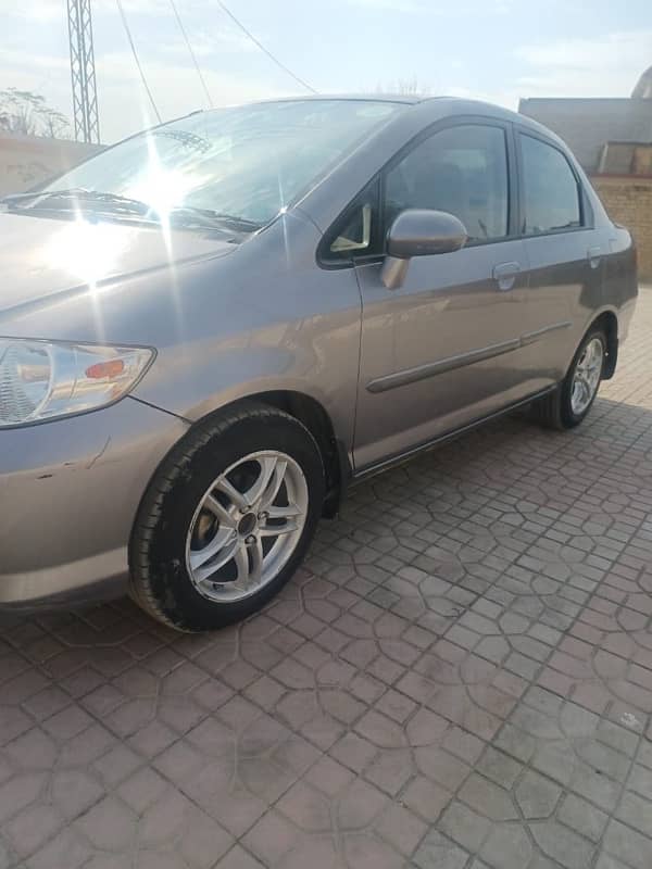 Honda City IDSI 2004 6