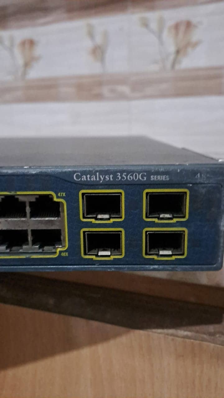 Cisco Catalyst 3560G 48port Poe Switch 9.5/10 3