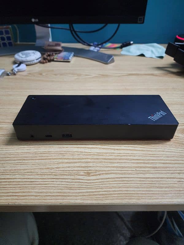 Lenovo thunderbolt 3 docking station gen 1 2