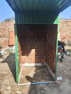 Mini mobile shop iron sheet cabin