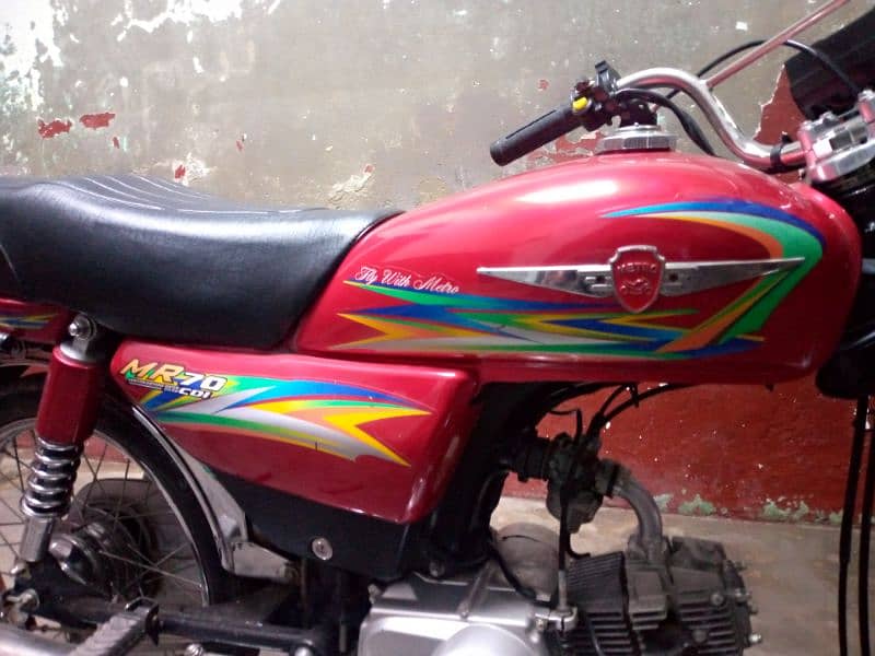 Metro 70 2024 model 10/10 condition bikul ok Hy 03055144761 1