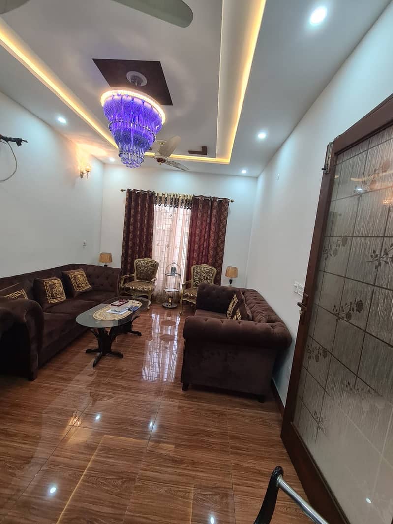 Stunning 10 Marla House for Sale in Fazaia Housing Scheme Phase 1 3